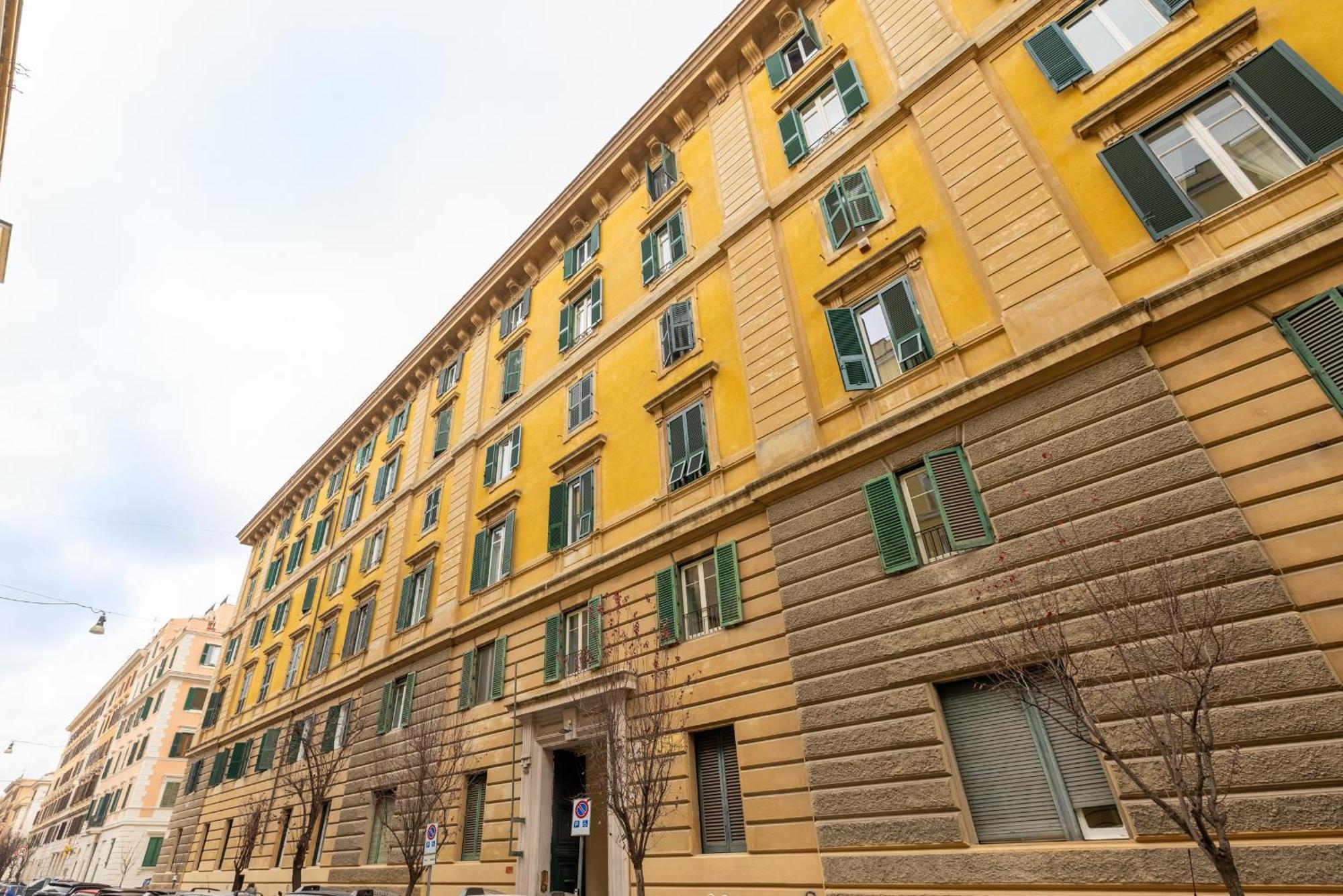 Bed and Breakfast Domus Castroni Scipioni Rom Exterior foto